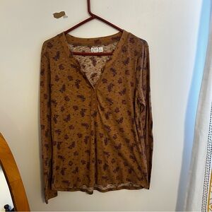 Maurices 24/7  Tan Floral Snaps Top XL